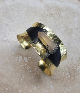 BRACELET -  Concave wide Brass hammered  cuff with leather and RAW CRYSTAL - BR-256