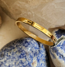 Load image into Gallery viewer, BRACELET - Stainless steel  Gold rigid  bracelet - BR-275