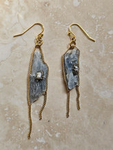 Load image into Gallery viewer, EARRING - Dangle Raw Kyanite stone earring -  EAR-493