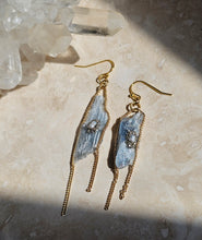 Load image into Gallery viewer, EARRING - Dangle Raw Kyanite stone earring -  EAR-493