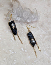 Load image into Gallery viewer, EARRING - ONYX Uneven Stones dangle earring - EAR-506