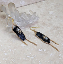 Load image into Gallery viewer, EARRING - ONYX Uneven Stones dangle earring - EAR-506