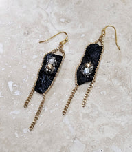 Load image into Gallery viewer, EARRING - ONYX Uneven Stones dangle earring - EAR-506