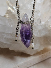 Load image into Gallery viewer, NECKLACE - Raw Amethyst stone&nbsp; with pearl -  NEC-1567
