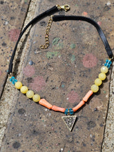Load image into Gallery viewer, NECKLACE -  Choker   - Colorful natural beads  -  NEC-1575