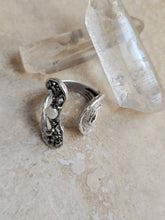 Load image into Gallery viewer, RING - Silver open textured ring - R-1149