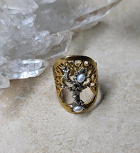 Load image into Gallery viewer, RING - Brass oval tree ring with pearl - R-1154