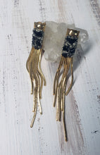 Load image into Gallery viewer, EARRING - Gold Plated fringe earring with Onyx stones - EAR-168 Onyx