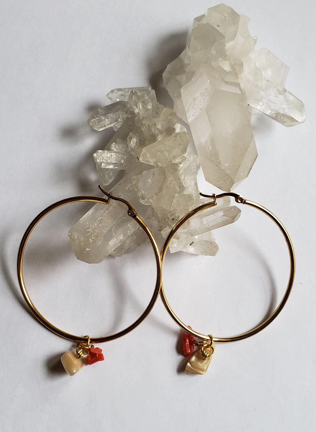 EARRING - HOOP - EAR-360 Gold with Mother Pearl