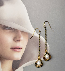 EARRING - Gold brass dangle tulip earring with freshwater pearl - EAR-437