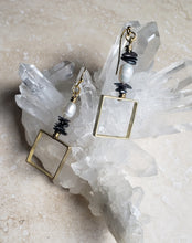 Load image into Gallery viewer, EARRING - Brass square frame, asymmetrical earring - EAR-452
