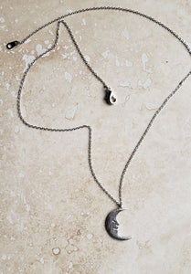 TINY Necklace - Silver plated face moon short necklace - NC-818