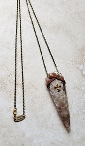 NECKLACE - NEC-1500   - Agate Arrowhead Pendant