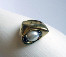 Load image into Gallery viewer, RING - Brass ring with organic white pearl - R-1081